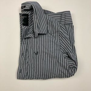 Vintage Fit American Eagle Button Down - Men’s M